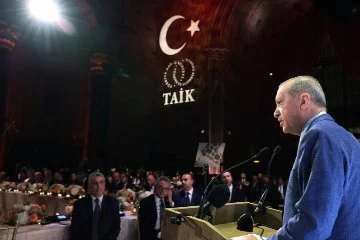 Cumhurbaşkanı Erdoğan : “Amerika’yla ilişkilerimizi siyasi düzlemde ilerletirken, ekonomik alandaki iş birliğimizi de çeşitlendirmemiz gerekiyor”