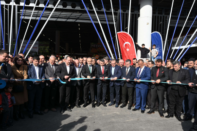 Arabayatağı Kapalı Pazar Alanı, Bursa Halkının Hizmetine Sunuldu