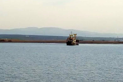 Bursa'ya giden kargo gemisi İmralı Adası açıklarında battı