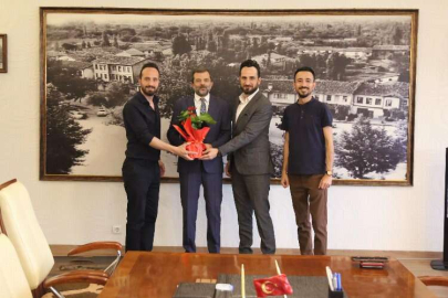 Bursa Gürsu'da Başkan Işık'a ziyaretçi akını