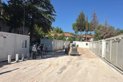 AFAD Sındırgı'ya 10 konteyner kurdu... Kurulumlar sürüyor