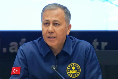 Bakan Yerlikaya: 25 yapı hasarı toplam 504 ihbar alındı