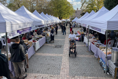 Bursa Heykel'de 'meydan kadınların'