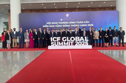 Başkan Bozbey akıllı şehir yolculuğunu dünyaya tanıttı