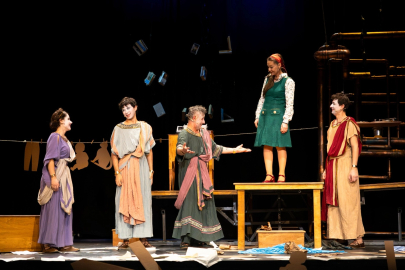 Bursa Şehir Tiyatrosu'ndan dünya prömiyeri