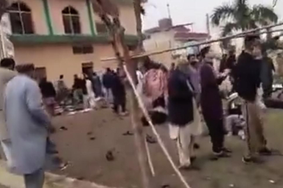 Cuma namazı sırasında patlama