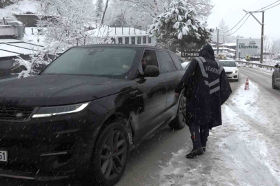 Uludağ'a çıkanlara jandarma izin vermedi