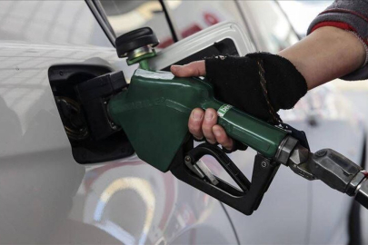 Motorine büyük zam! Akaryakıt fiyatlarında tabela değişti