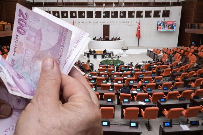 AK Parti, fon krizinde harekete geçti!