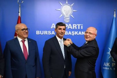 Bursa 2 belediye meclis üyesi AK Parti’ye katıldı