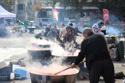 Bursa'da salça şöleni!