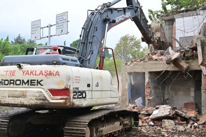 Bursa'da dönüşüm başladı! Yerine 56 daire yapılacak