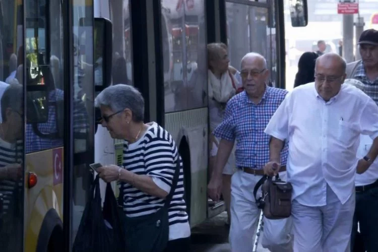 Bursa Belediye Başkanı,ücretsiz ulaşım kararını açıkladı