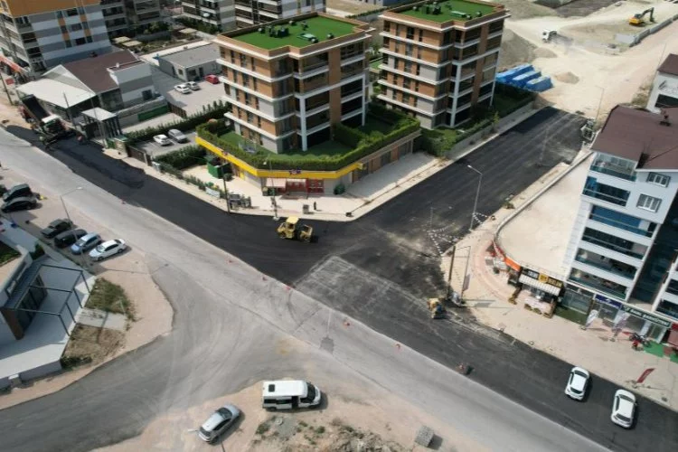 Nilüfer’de asfalt seferberliği devam ediyor