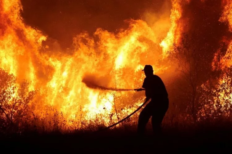 Yunanistan'da orman yangını 3. gününde
